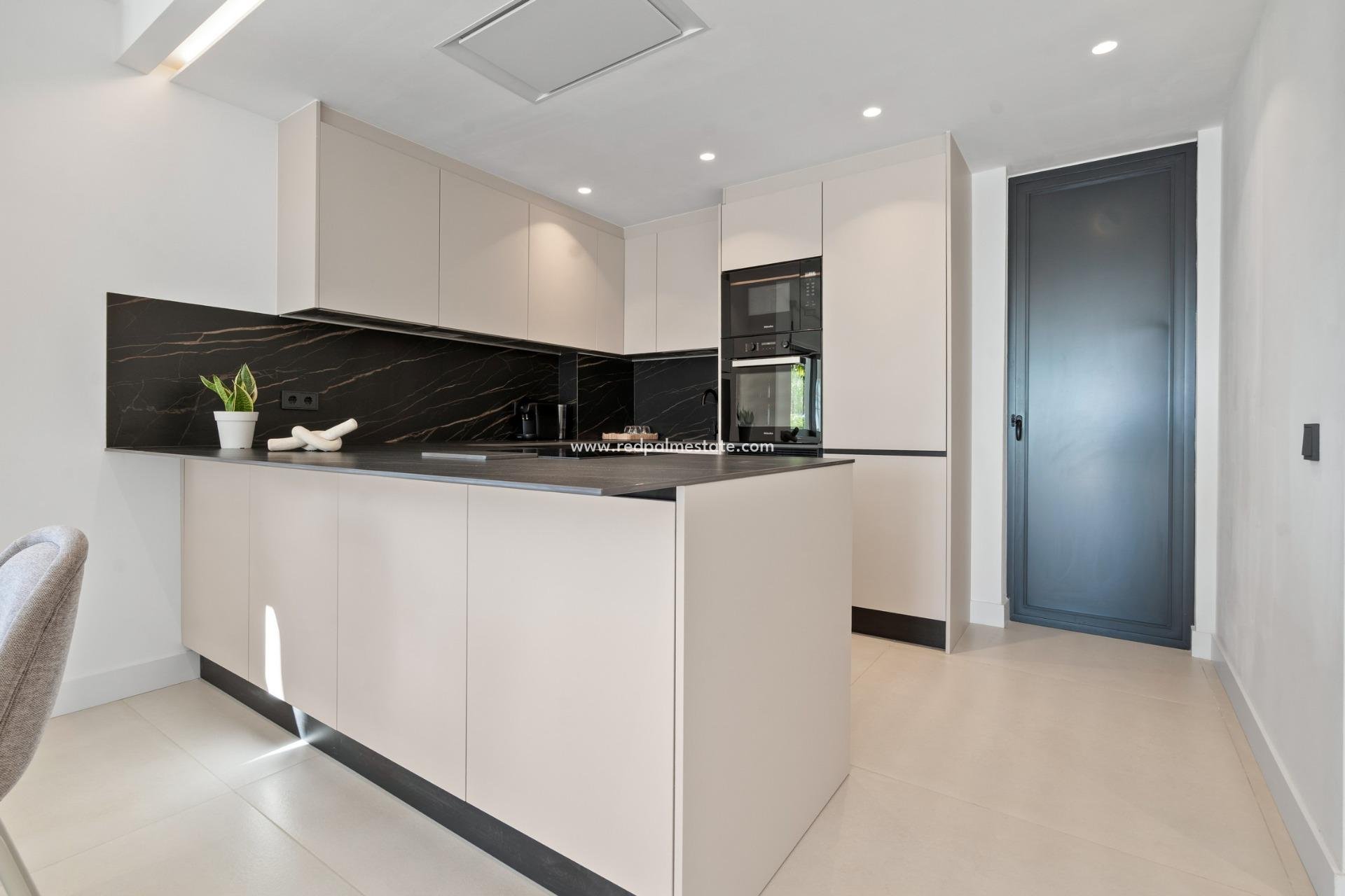 Obra nueva - Apartmentos -
Estepona - El Paraíso