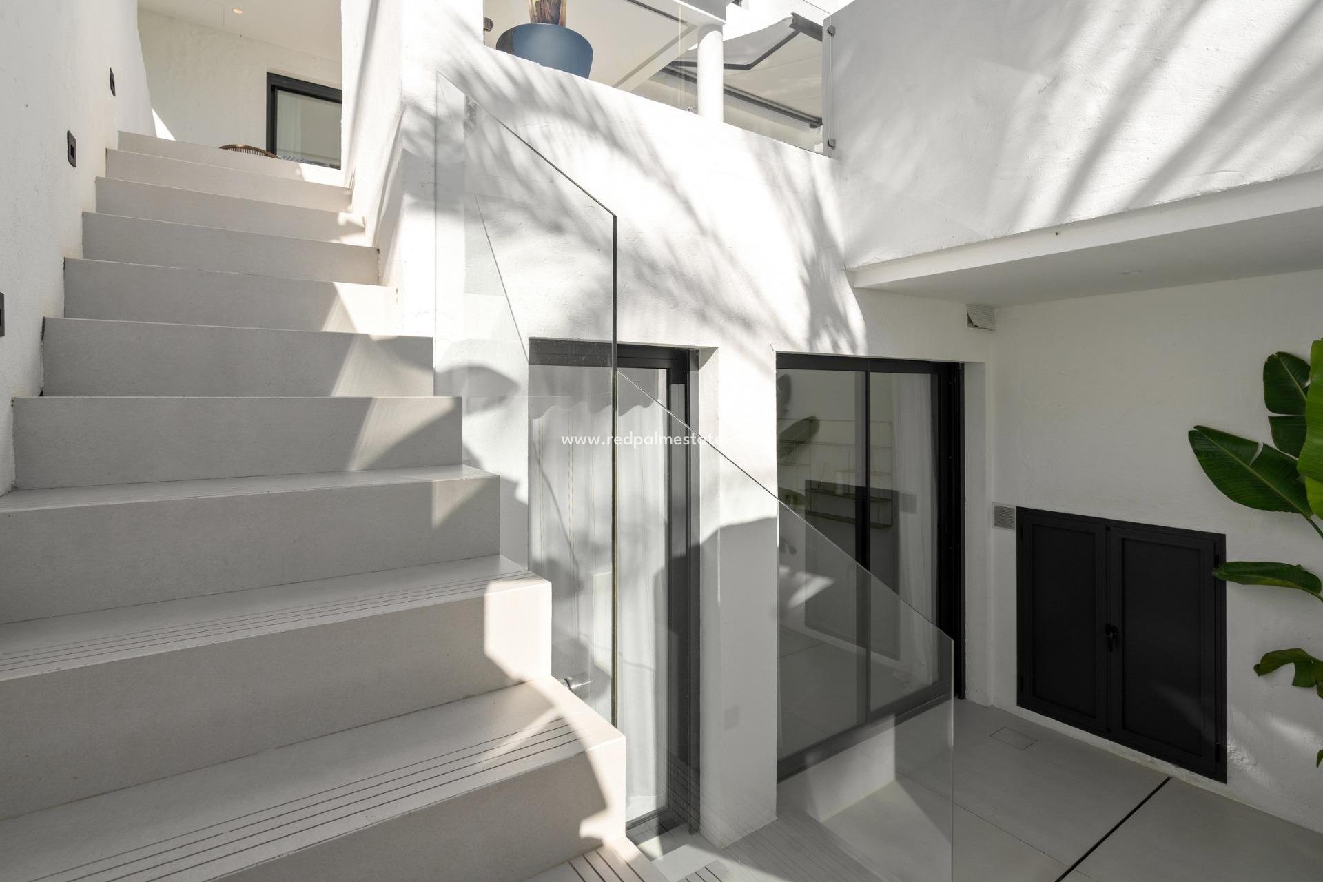 Obra nueva - Apartmentos -
Estepona - El Paraíso