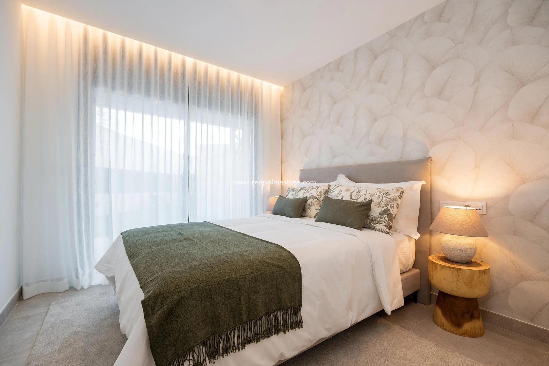 Obra nueva - Apartmentos -
Fuengirola