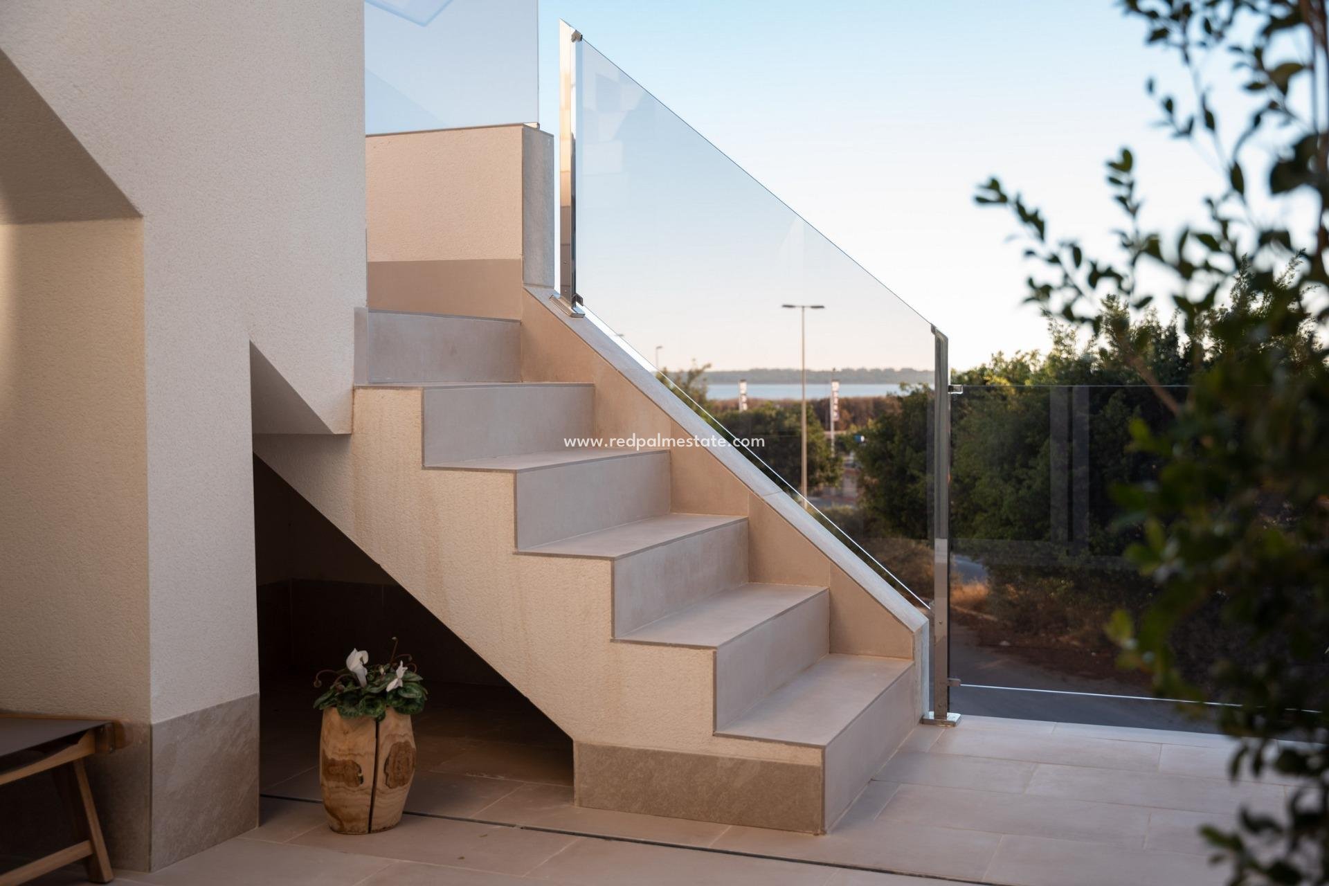 Obra nueva - Apartmentos -
Guardamar del Segura - El Raso