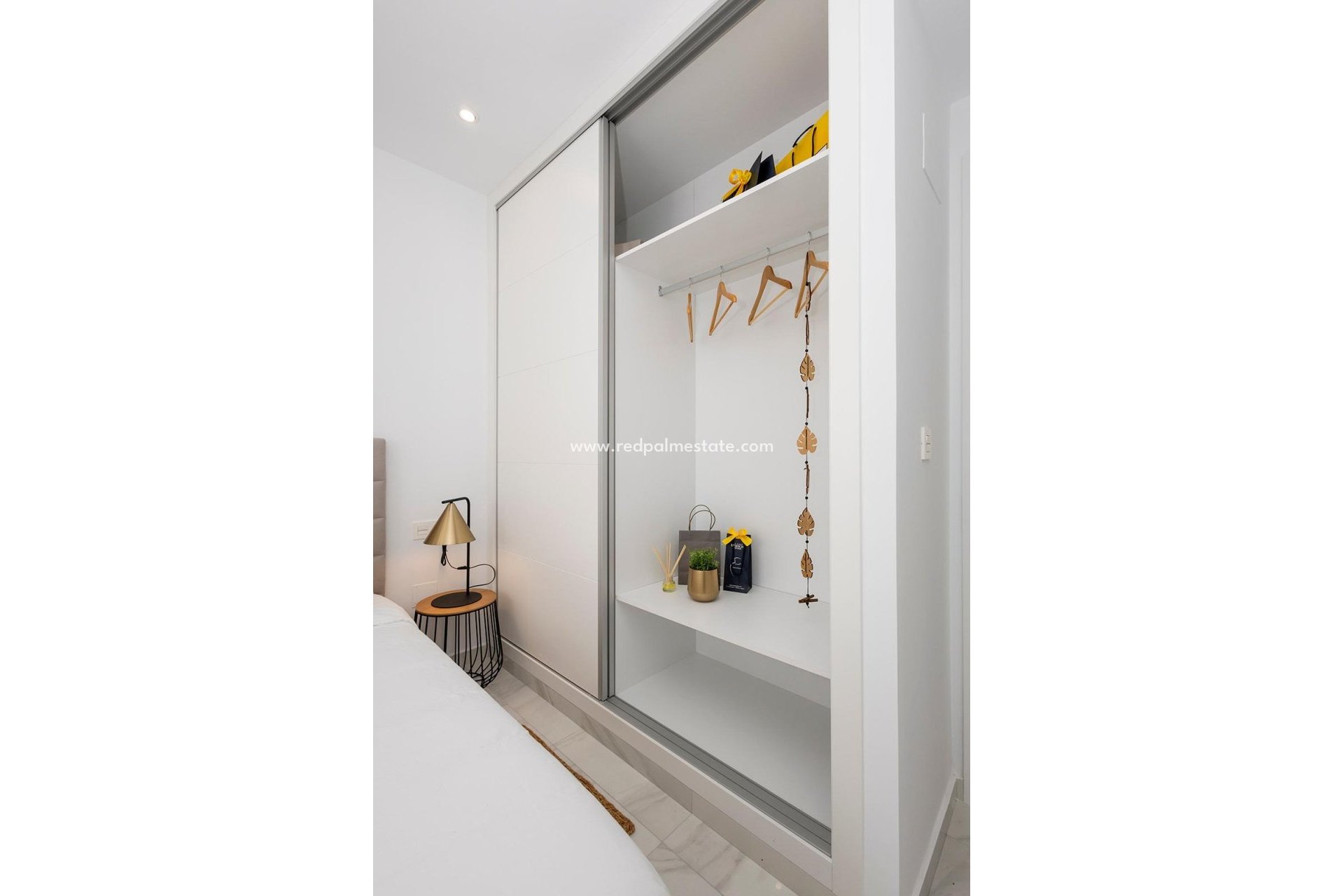 Obra nueva - Apartmentos -
Jacarilla - pueblo