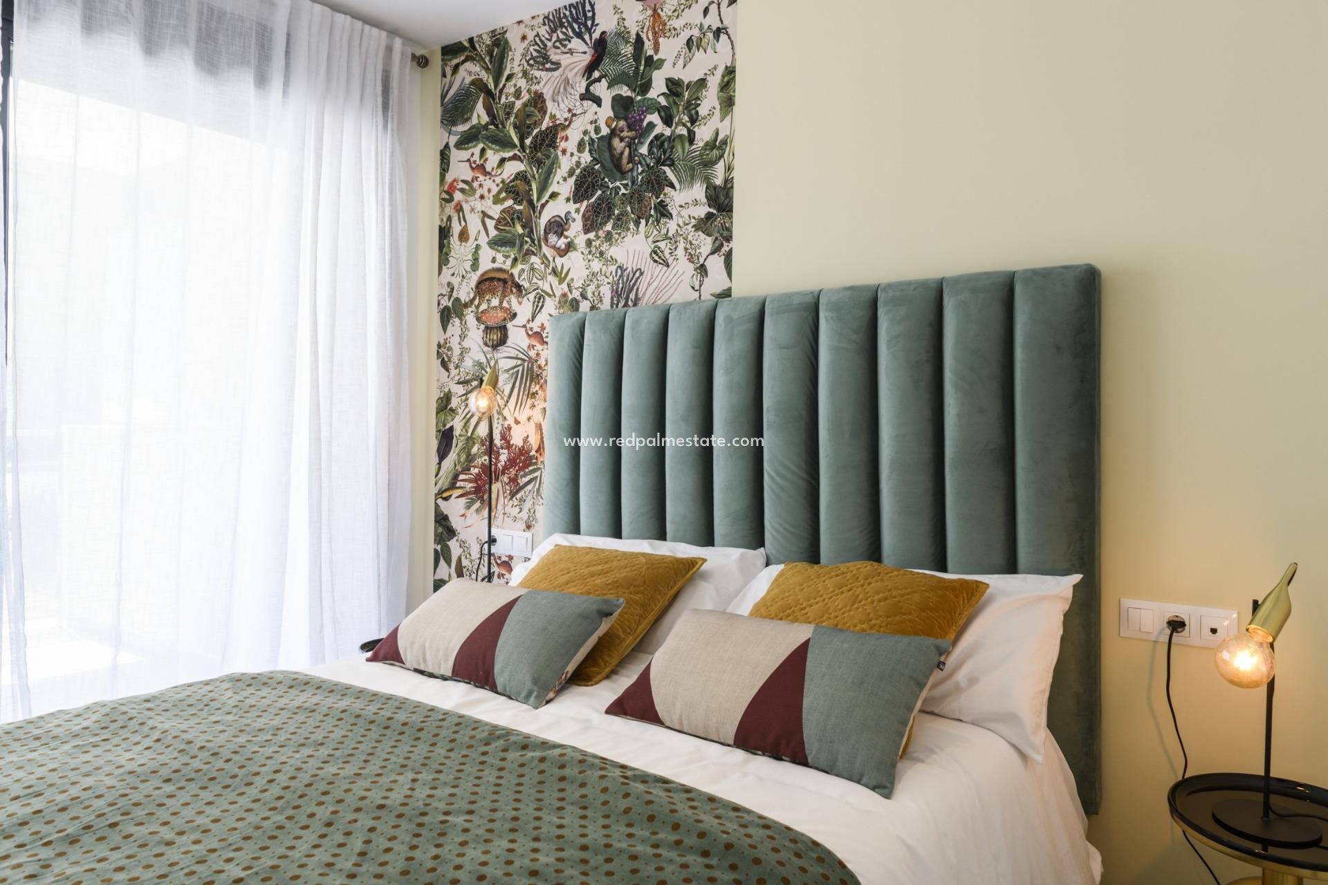 Obra nueva - Apartmentos -
Orihuela Costa - Campoamor