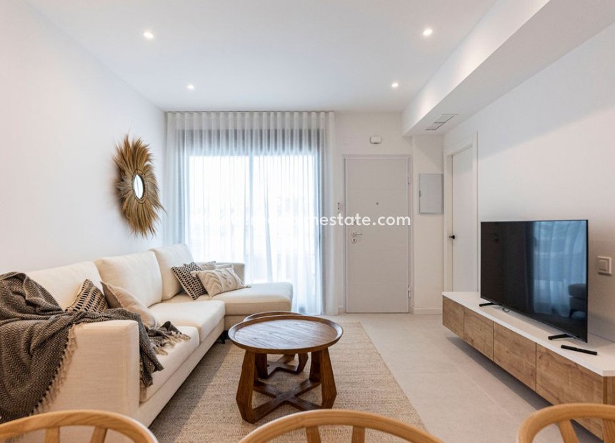 Obra nueva - Apartmentos -
Pilar de la Horadada