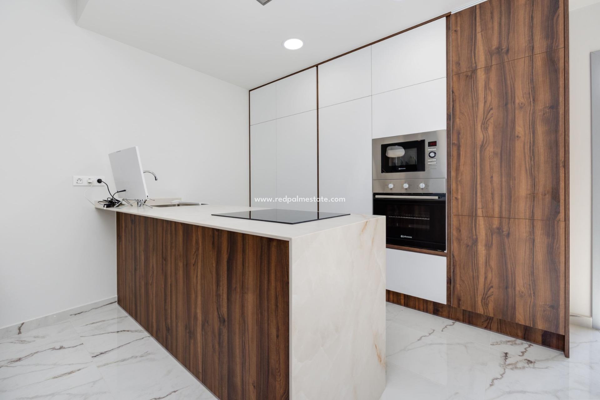 Obra nueva - Apartmentos -
San Miguel de Salinas - Pueblo