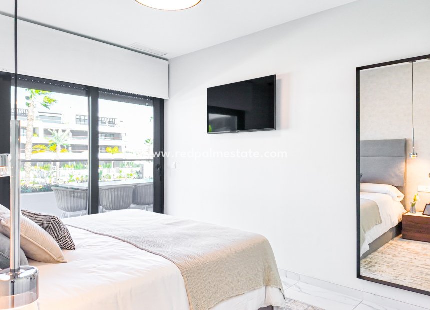 Obra nueva - Apartmentos -
Torrevieja - Lagoons Village