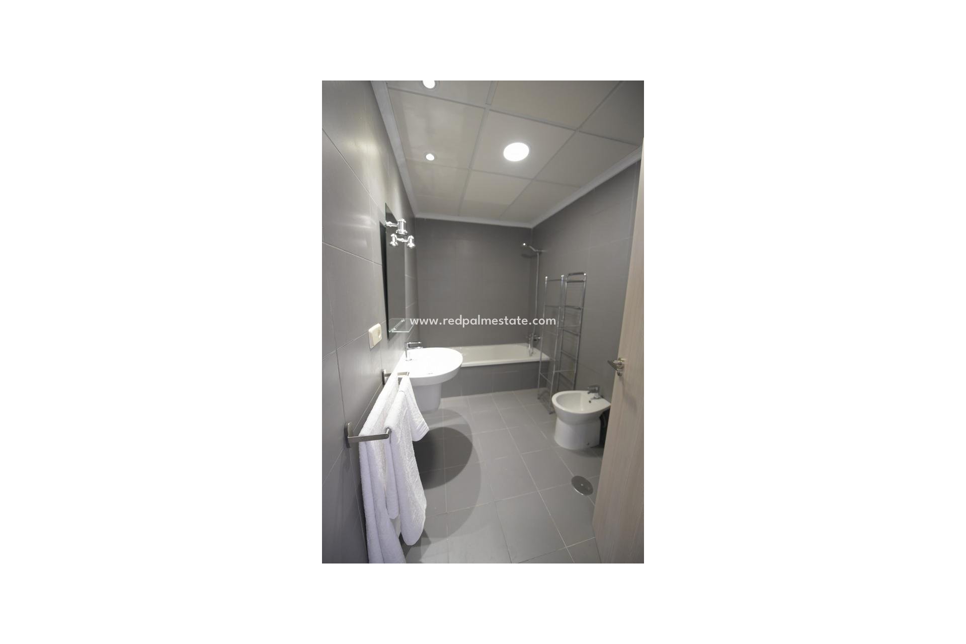 Obra nueva - Apartmentos -
Xeresa - Xeresa Del Monte