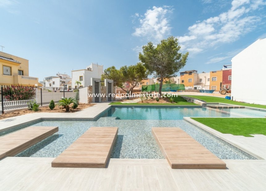 Obra nueva - Bungalow -
Torrevieja - Los balcones