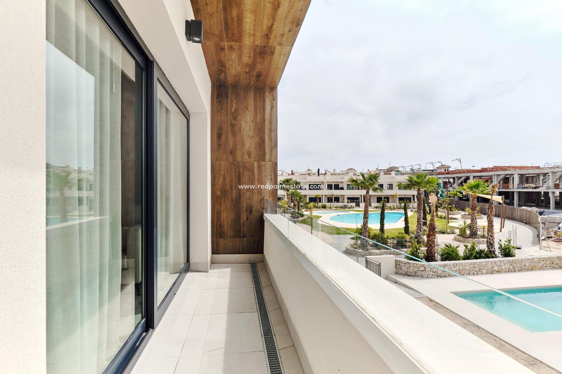 Obra nueva - Bungalow -
Torrevieja - Villa Amalia