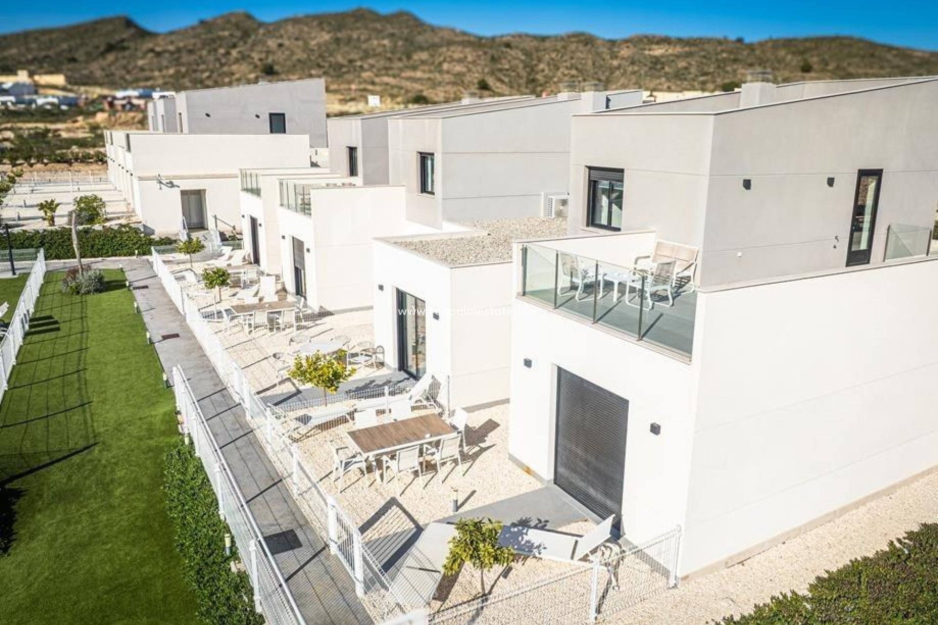 Obra nueva - Casa Adosada -
Banos y Mendigo - Altaona Golf And Country Village