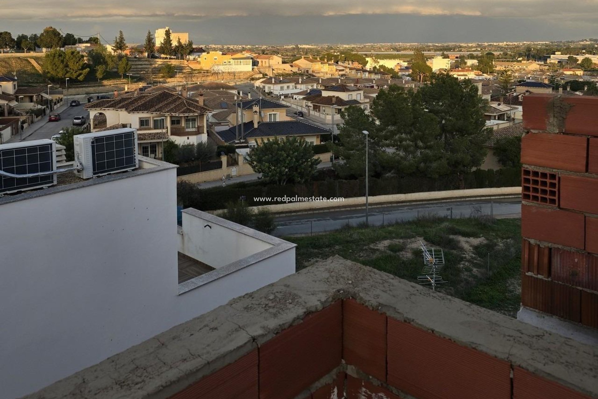 Obra nueva - Casa Adosada -
Bigastro - pueblo