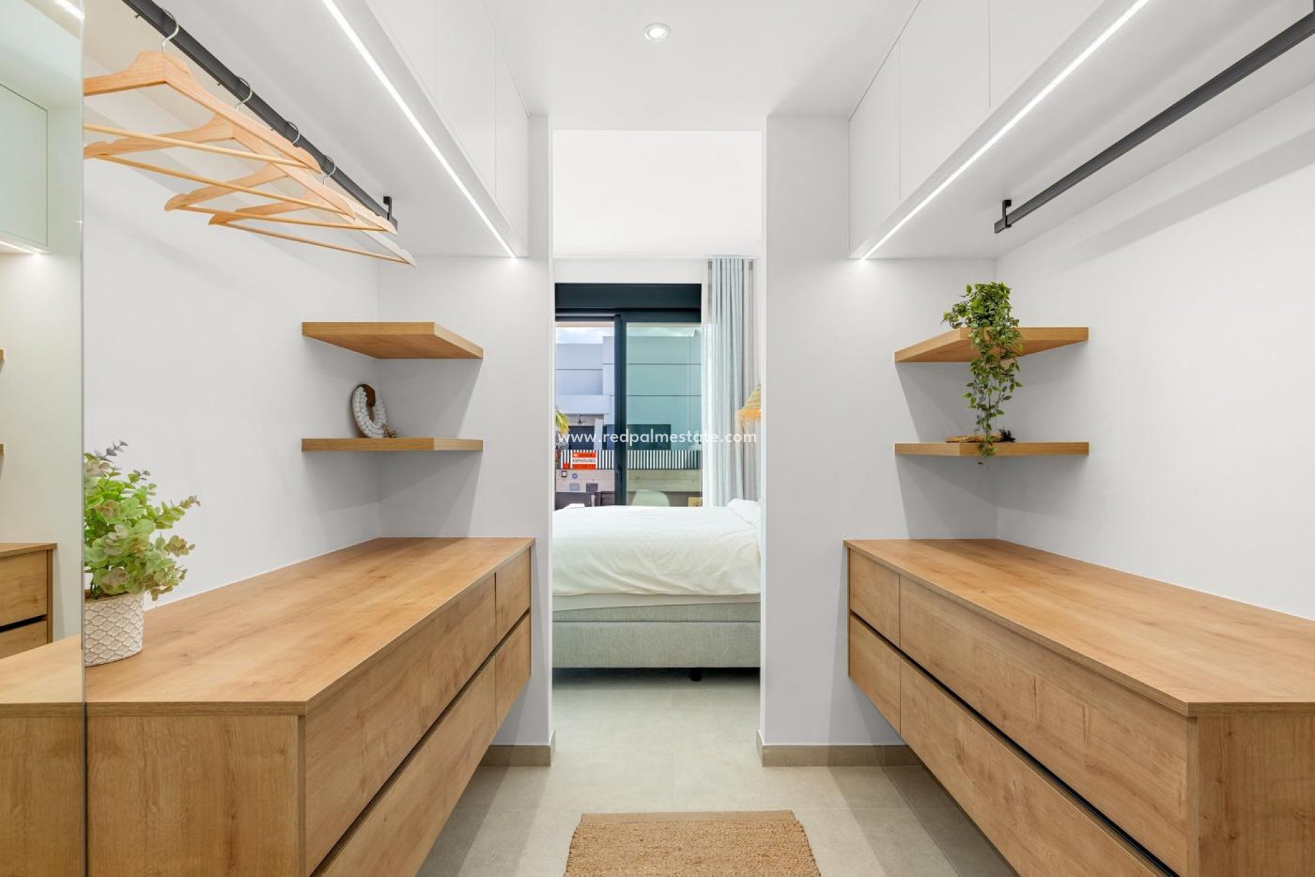 Obra nueva - Casa Adosada -
Dolores - Sector 3