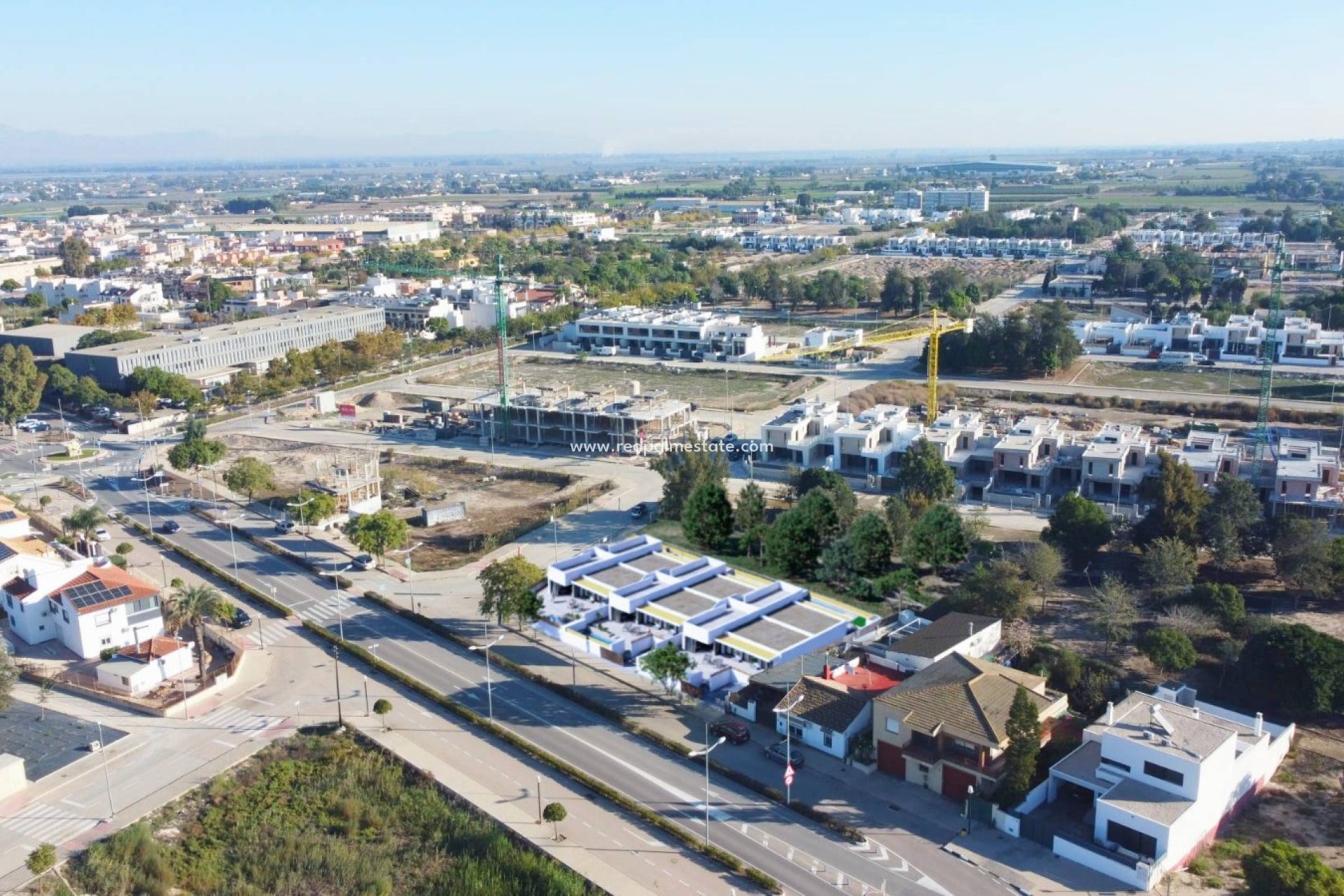 Obra nueva - Casa Adosada -
Dolores