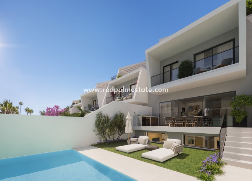 Obra nueva - Casa Adosada -
Estepona