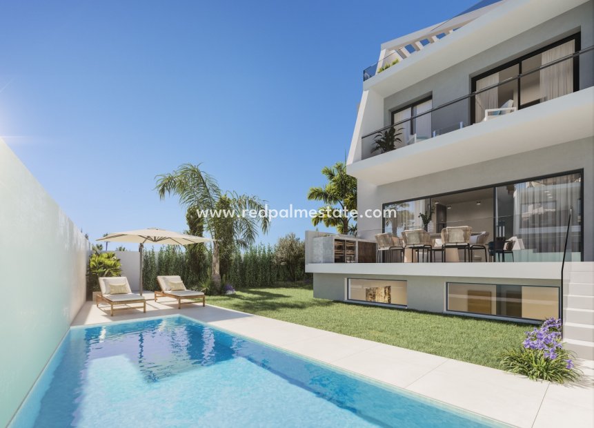 Obra nueva - Casa Adosada -
Estepona