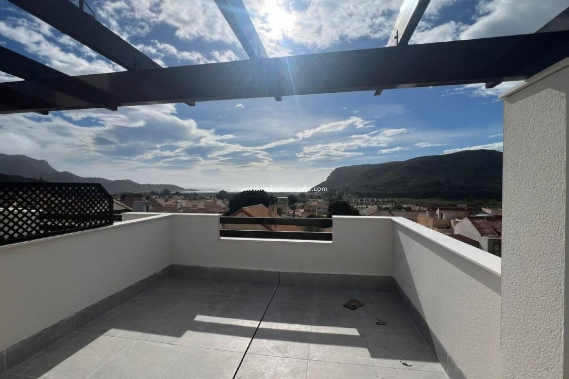 Obra nueva - Casa Adosada -
La Union - centro