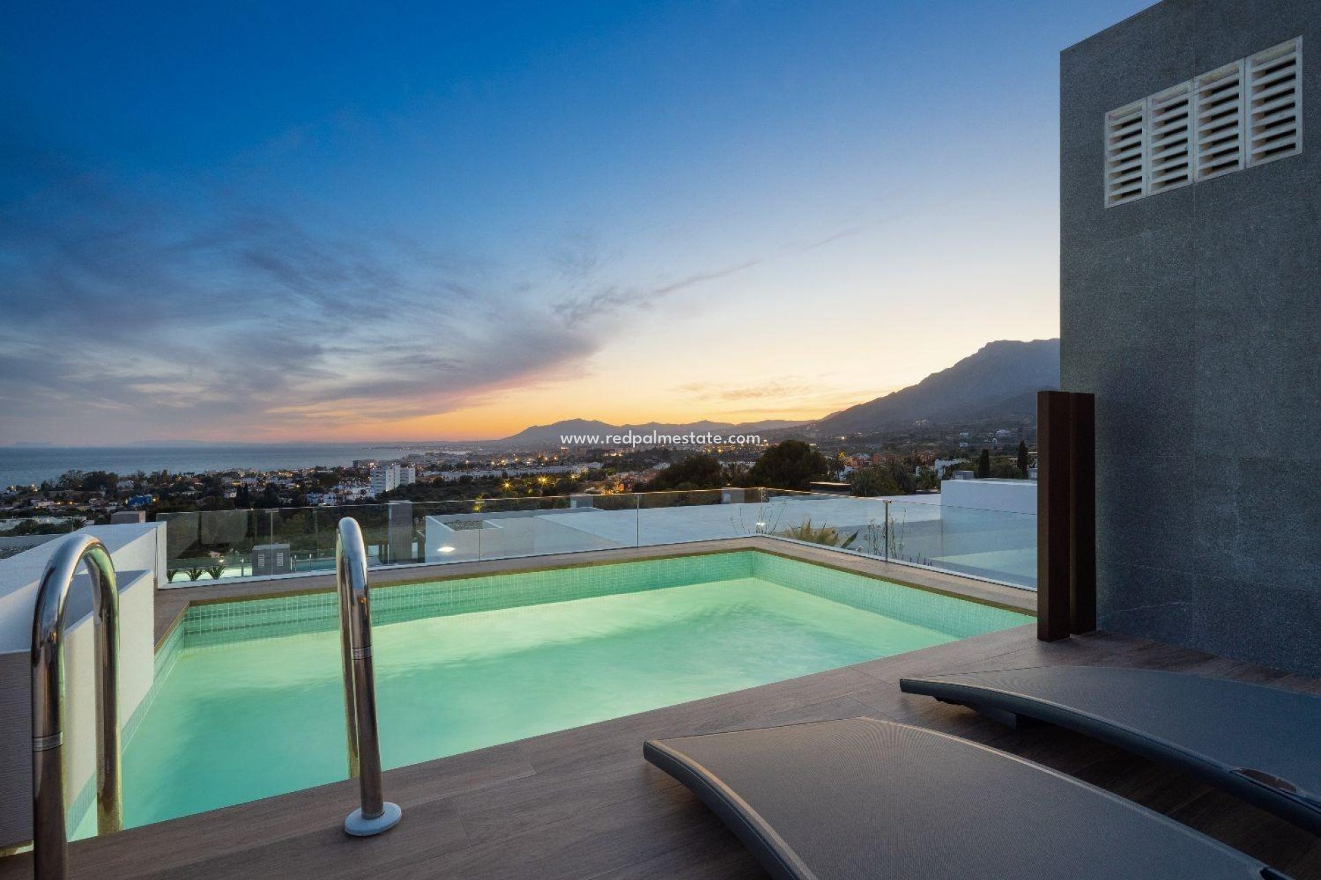 Obra nueva - Casa Adosada -
Marbella - Rio Real Golf