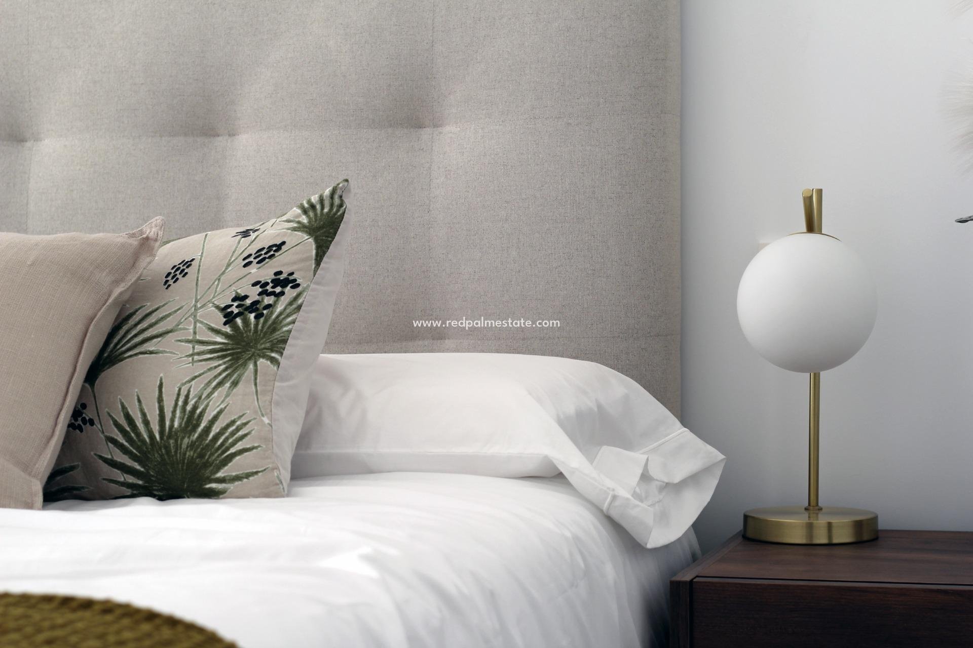 Obra nueva - Casa Adosada -
Pilar de la Horadada - parque Andromeda