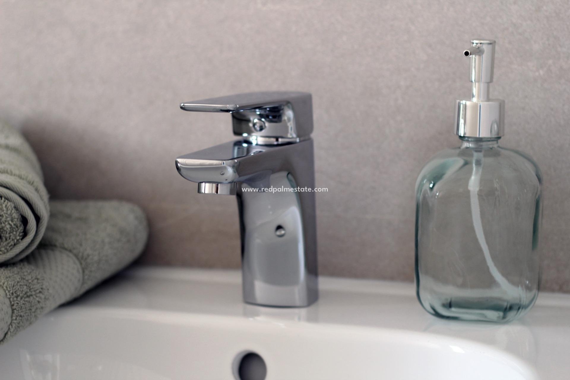 Obra nueva - Casa Adosada -
Pilar de la Horadada - parque Andromeda