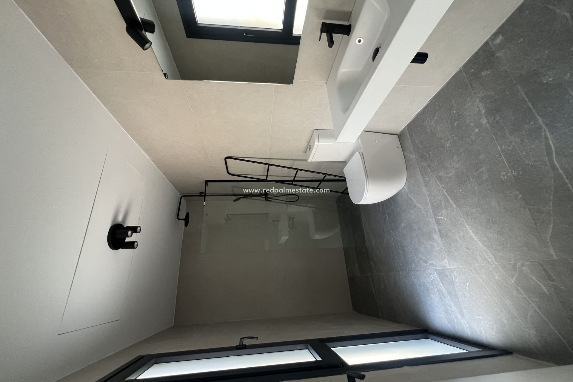 Obra nueva - Casa Adosada -
Polop