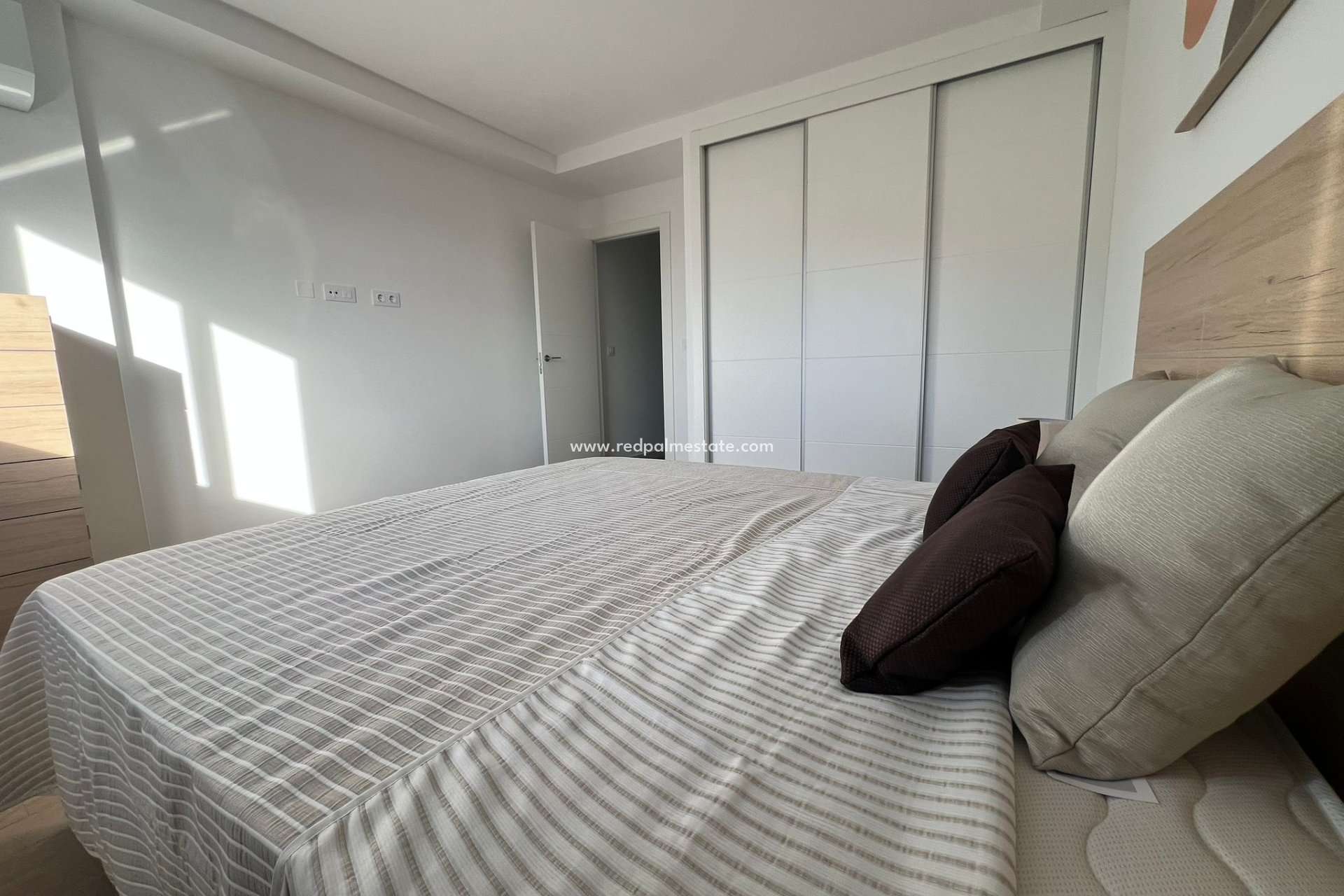 Obra nueva - Casa Adosada -
Portmán