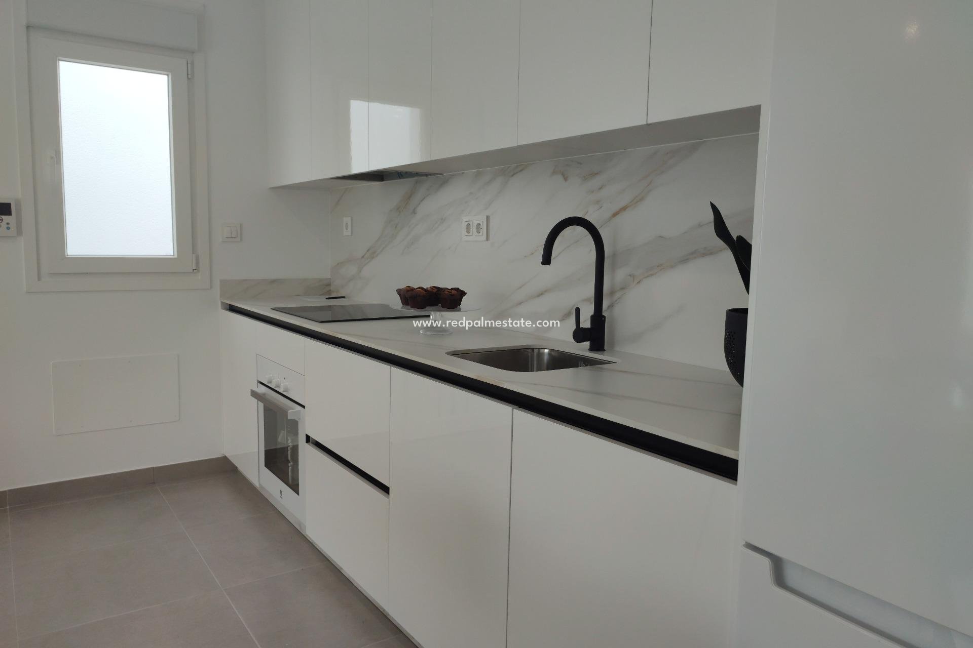 Obra nueva - Casa Adosada -
Torre Pacheco - Balsicas