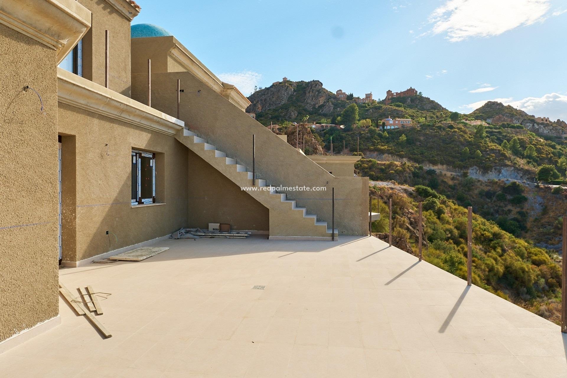 Obra nueva - Casa Adosada -
Turre - Urbaniz. Cortijo Cabrera