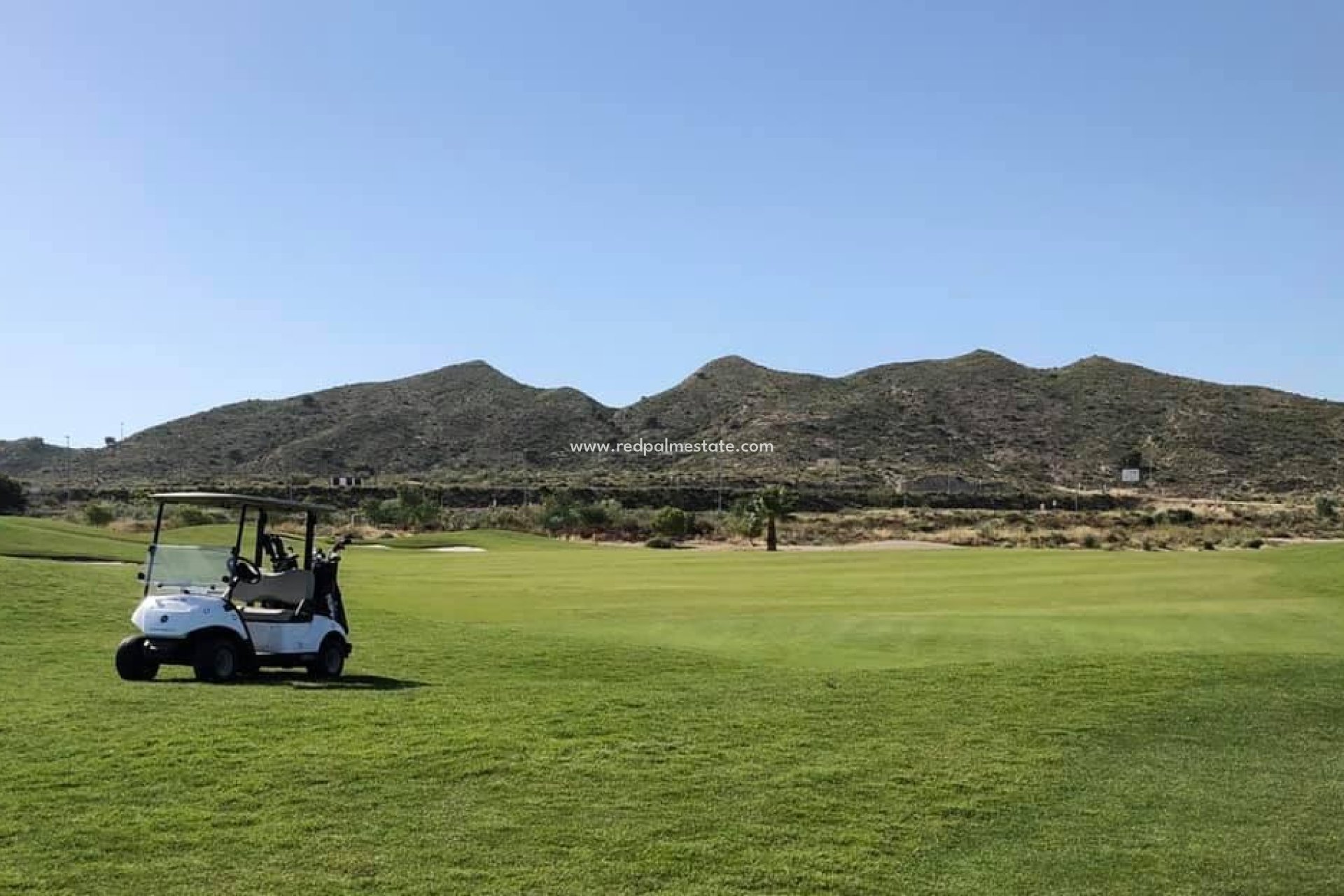 Obra nueva - Casa de Pueblo -
Banos y Mendigo - Altaona Golf And Country Village