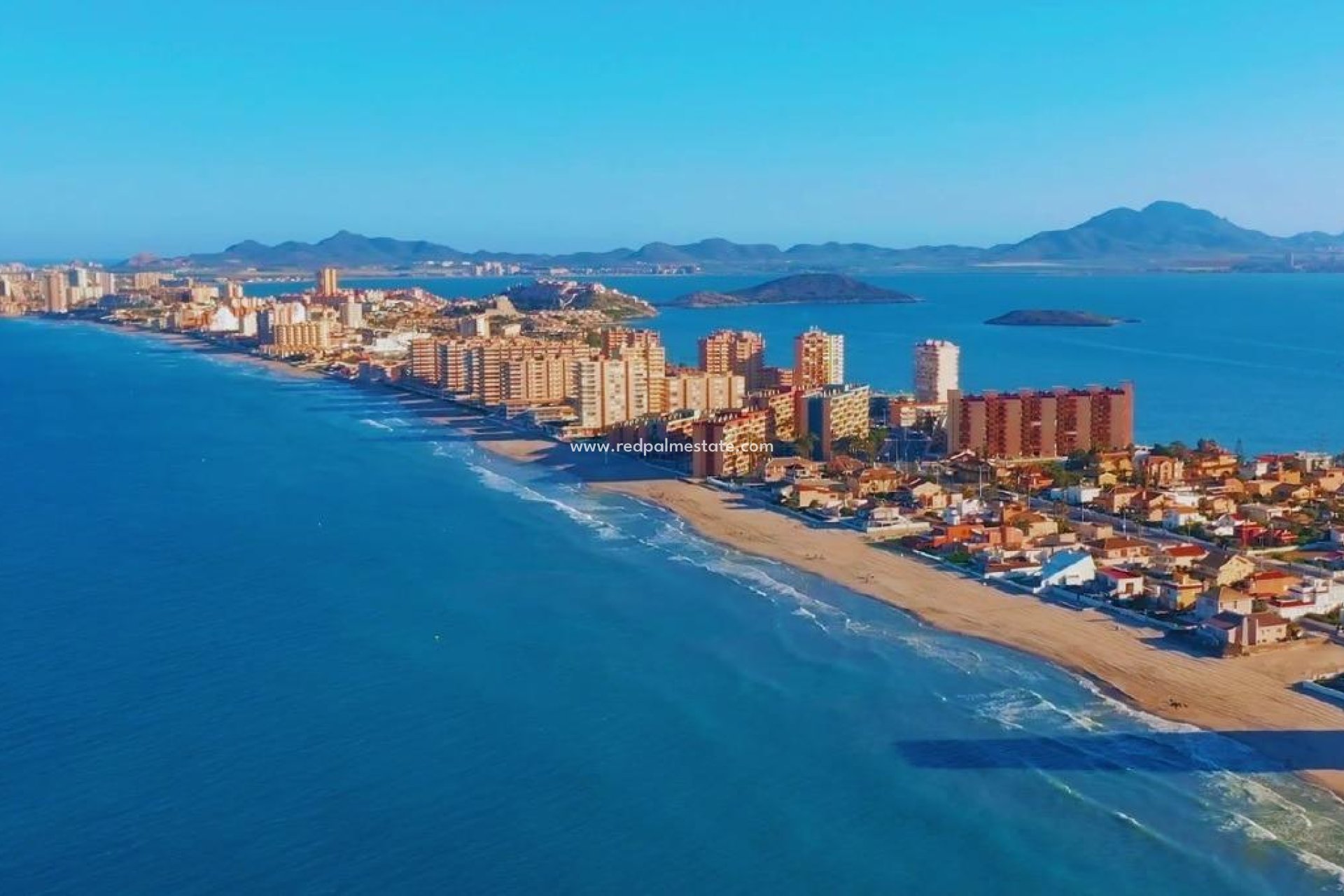 Obra nueva - Casa de Pueblo -
La Manga