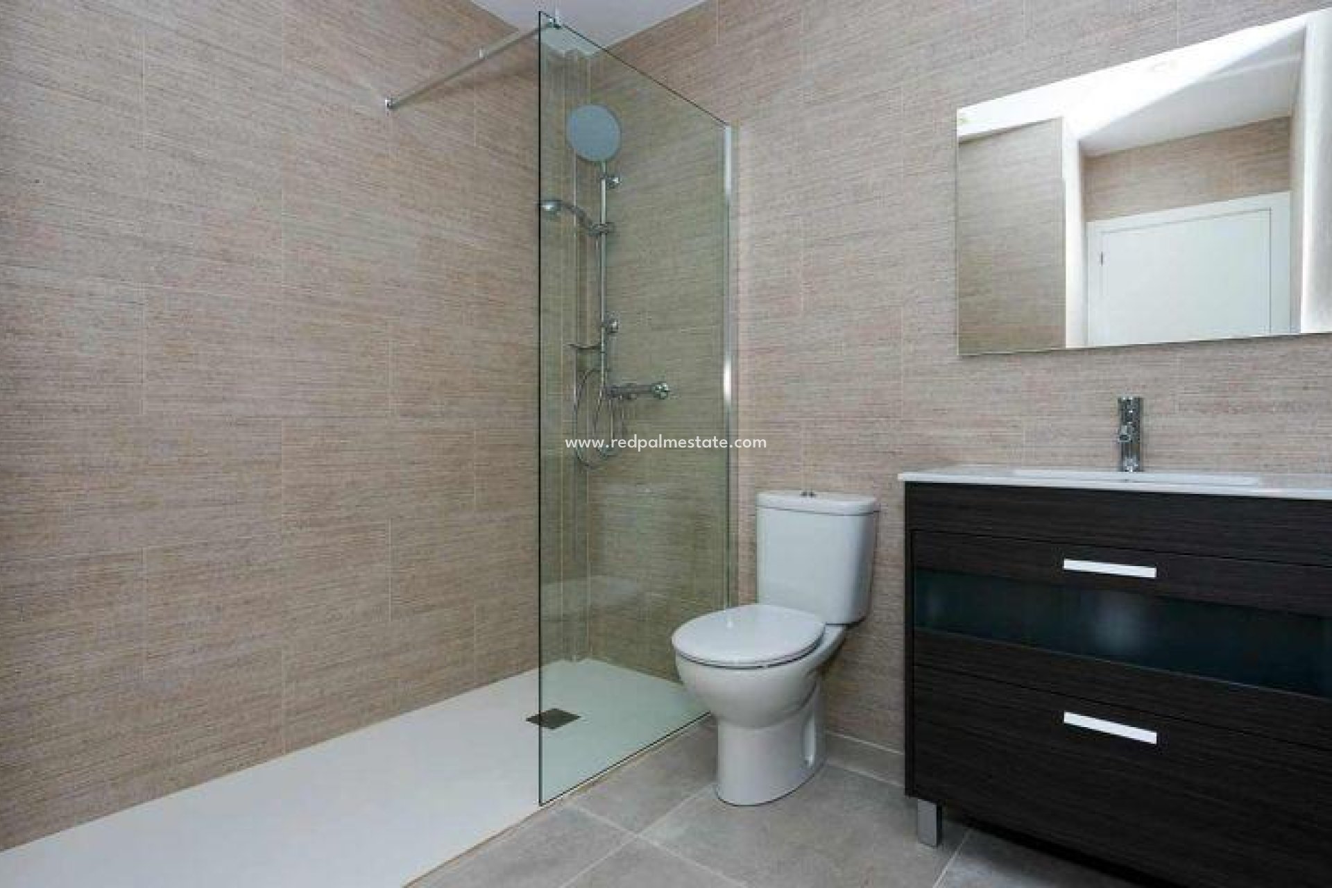 Obra nueva - Casa Quad -
Daya Nueva