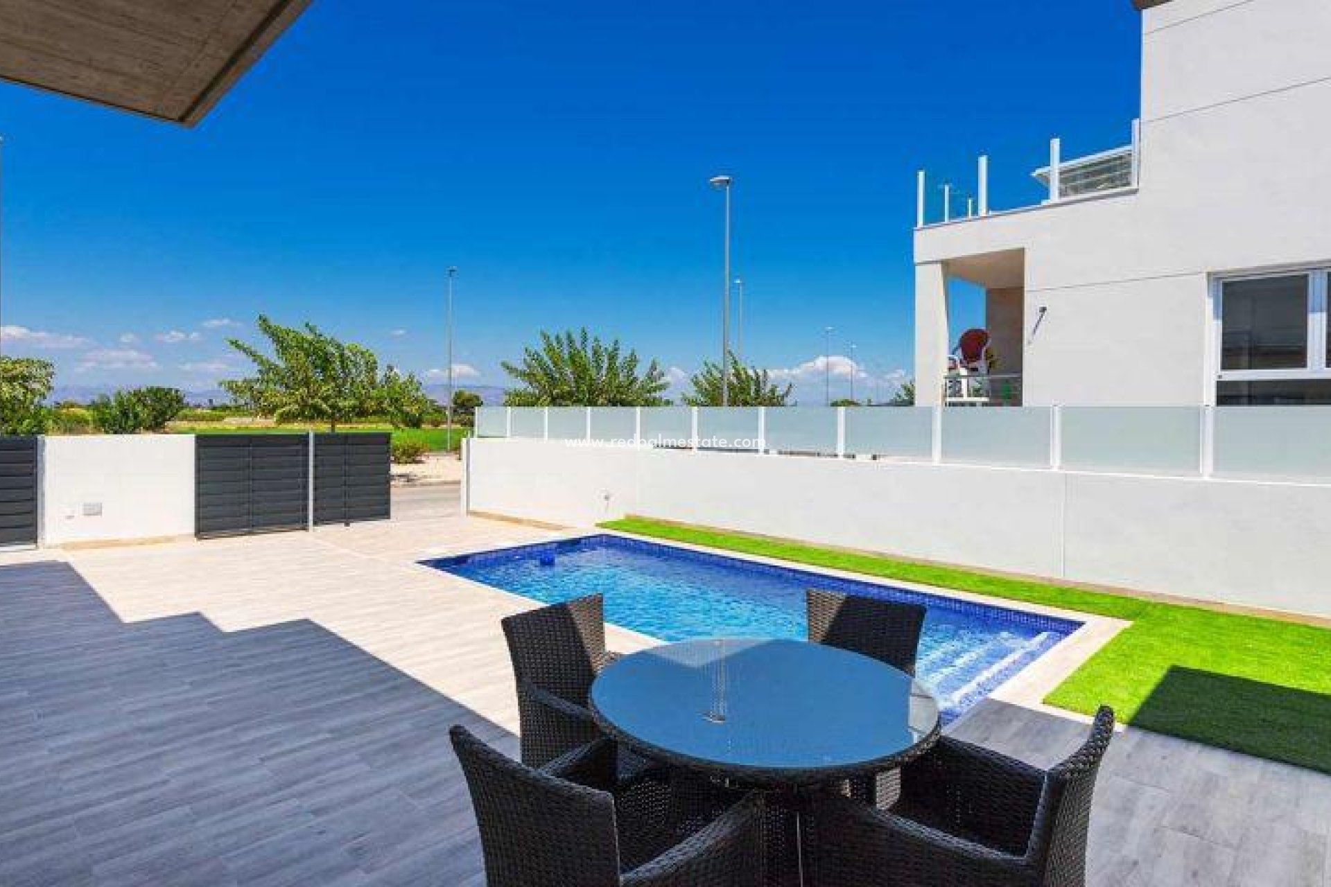 Obra nueva - Casa Quad -
Daya Nueva