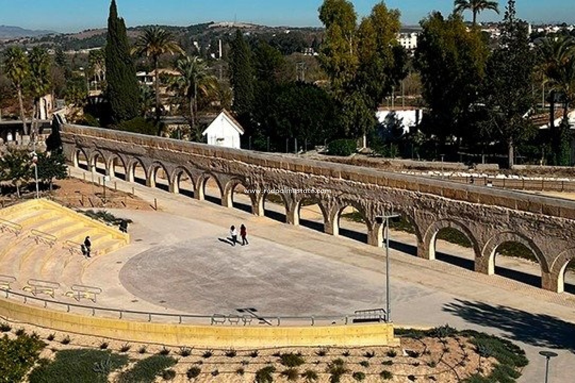 Obra nueva - Departamento -
Alcantarilla - pueblo