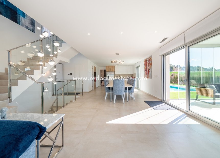 Obra nueva - Villa -
Algorfa - La Finca Golf Resort