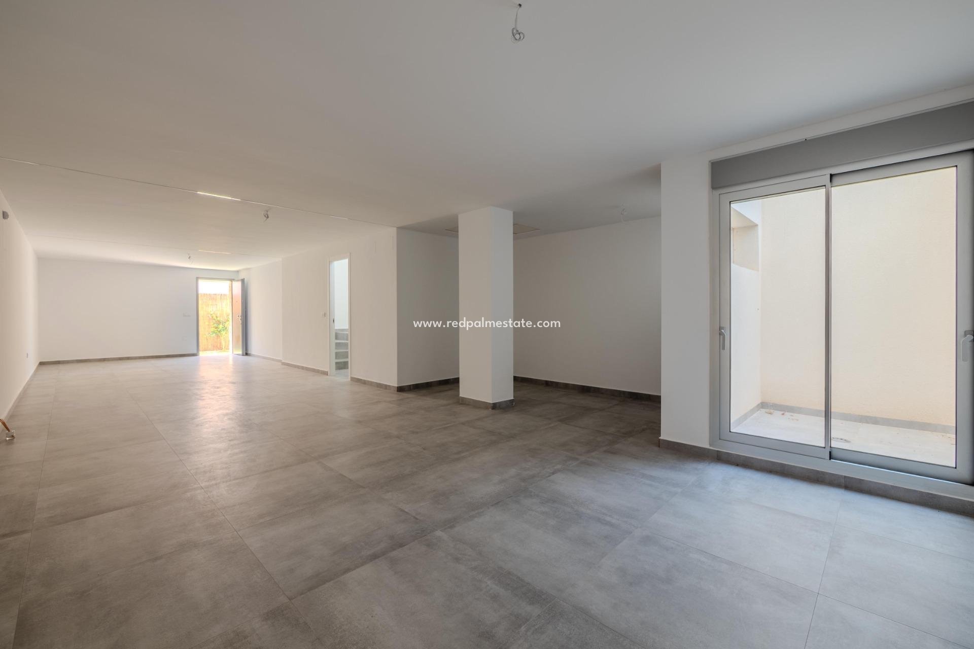 Obra nueva - Villa -
Algorfa - La Finca Golf