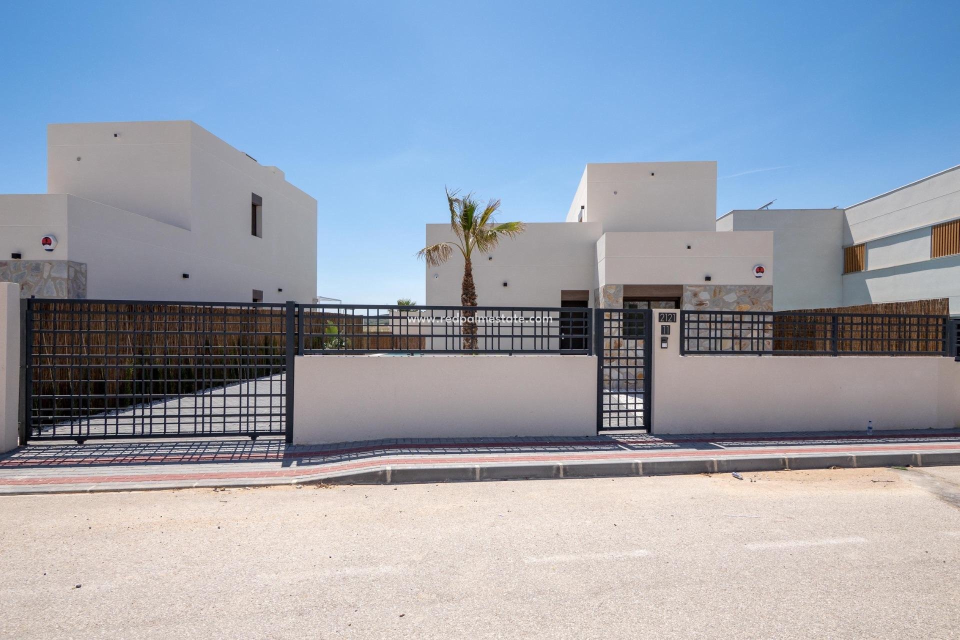 Obra nueva - Villa -
Algorfa - La Finca Golf
