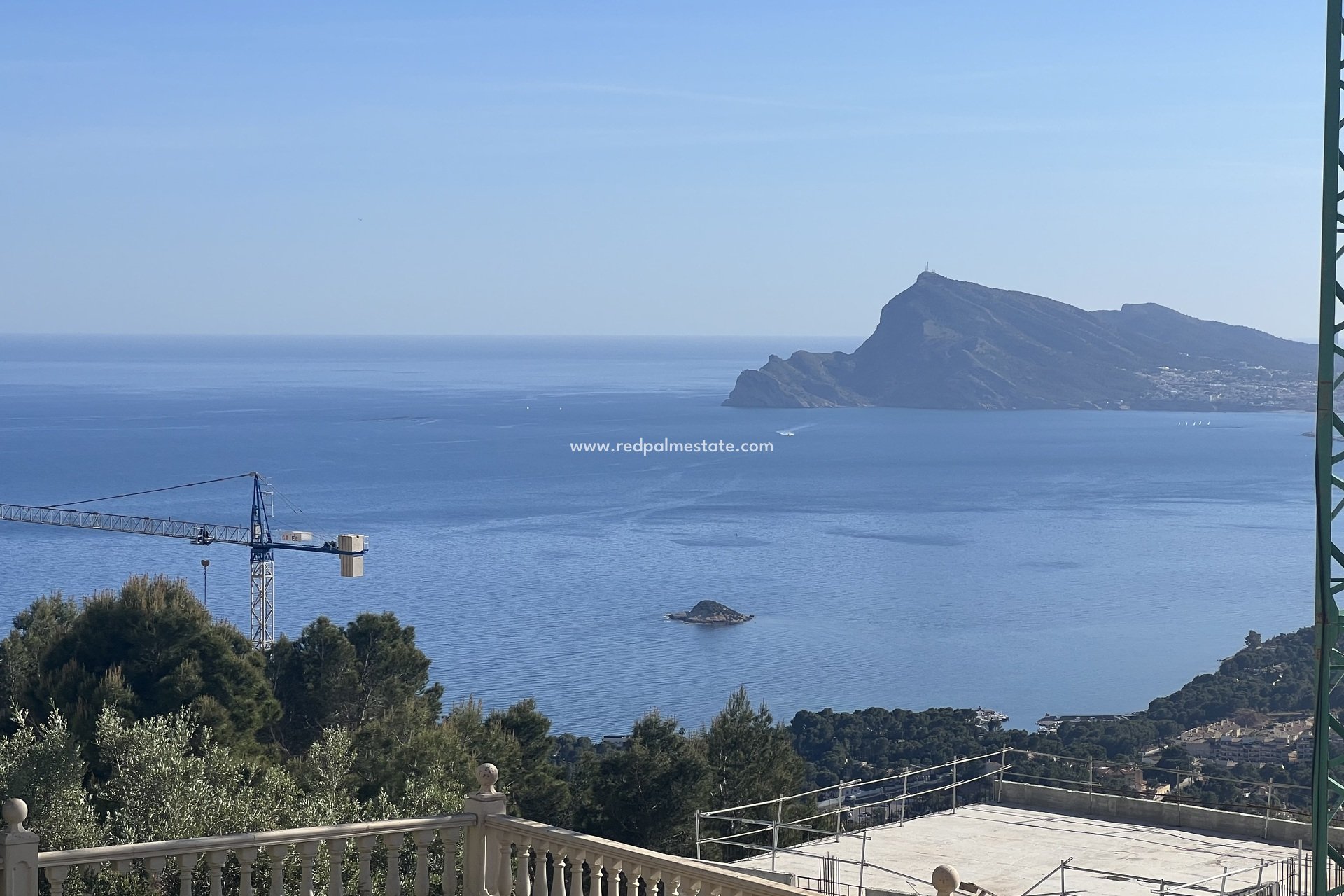 Obra nueva - Villa -
Altea