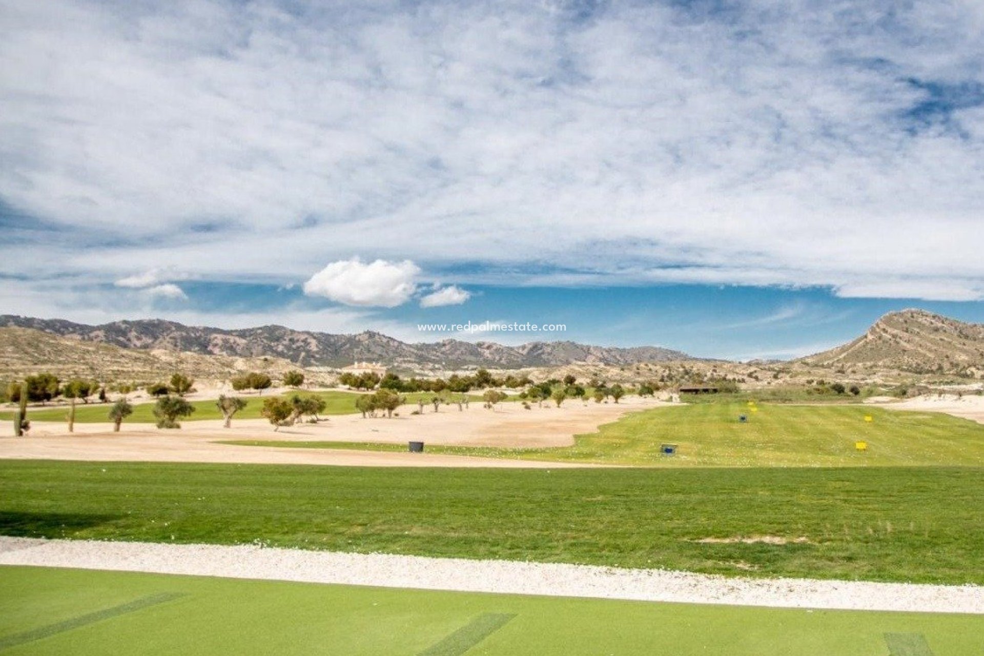 Obra nueva - Villa -
Banos y Mendigo - Altaona Golf