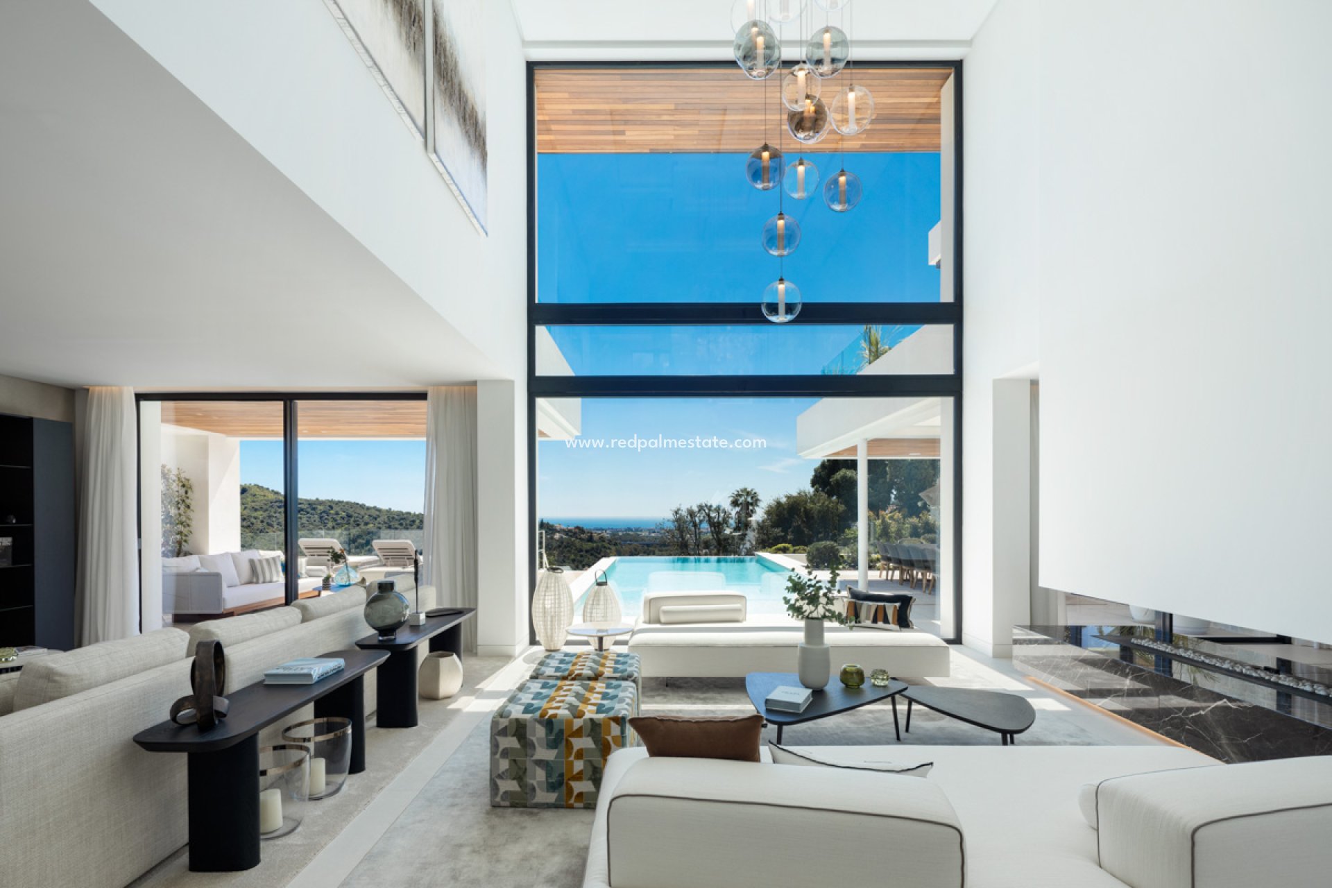 Obra nueva - Villa -
Benahavís