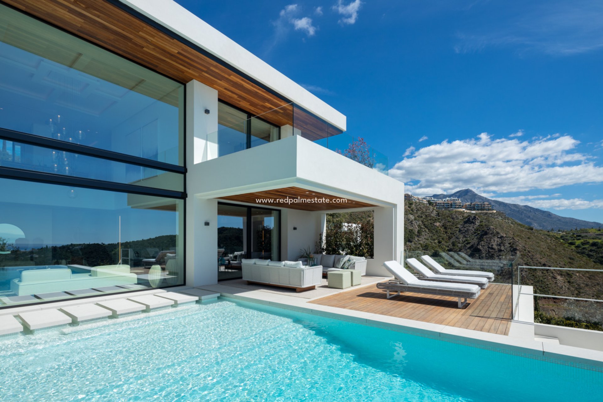 Obra nueva - Villa -
Benahavís