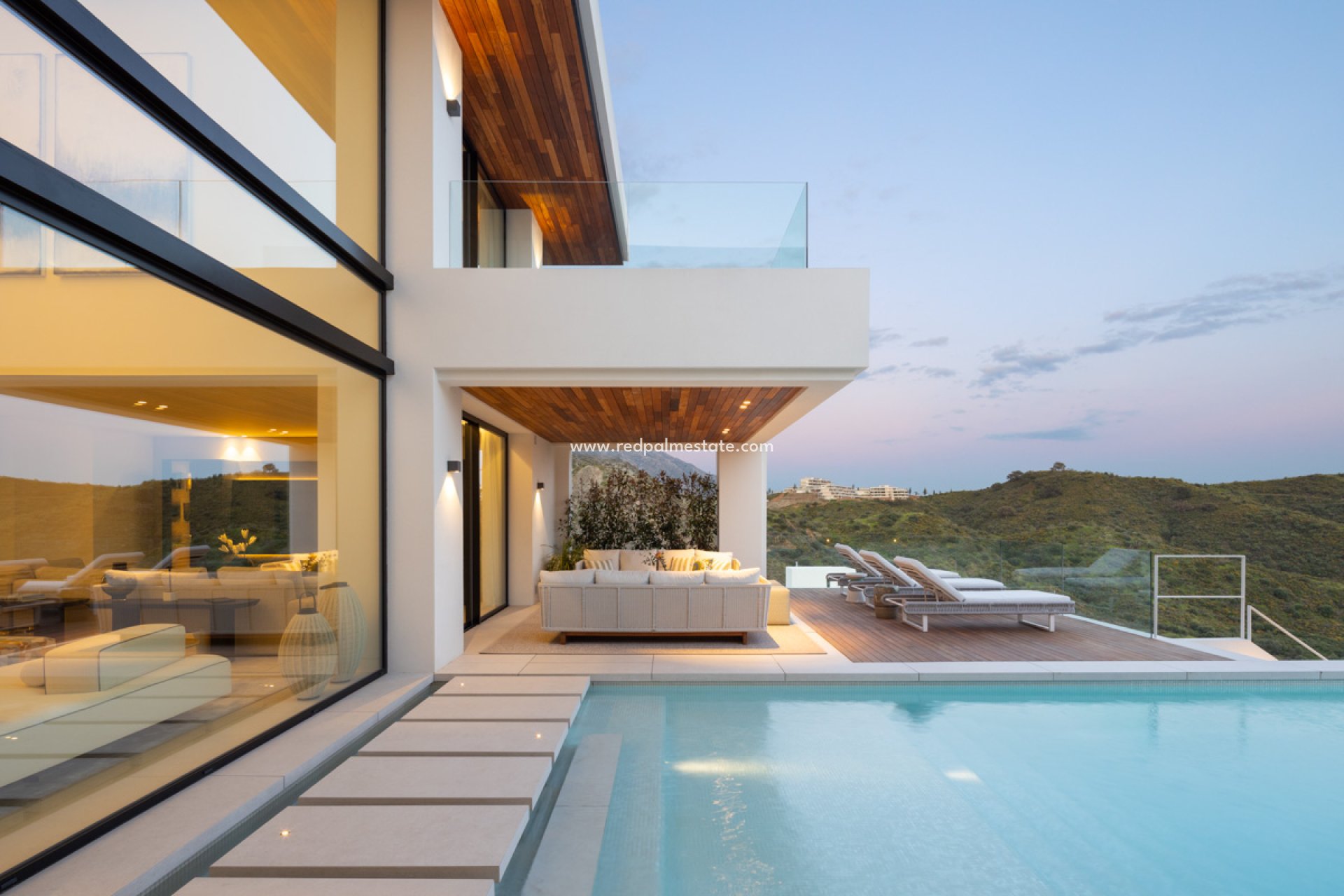 Obra nueva - Villa -
Benahavís