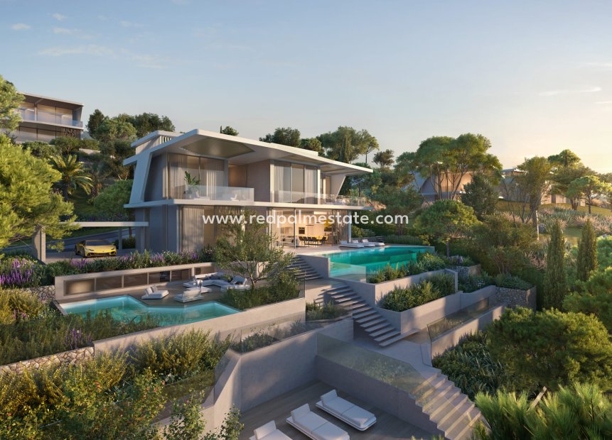 Obra nueva - Villa -
Benahavís