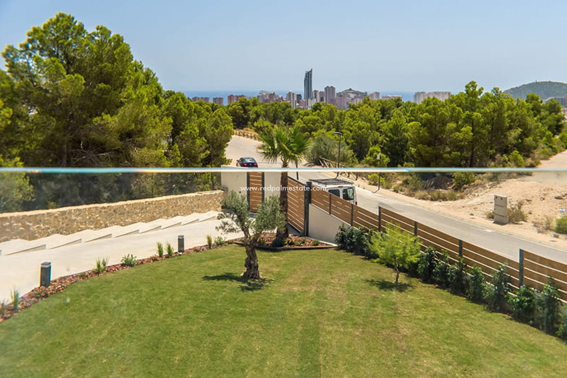 Obra nueva - Villa -
Benidorm - Alicante