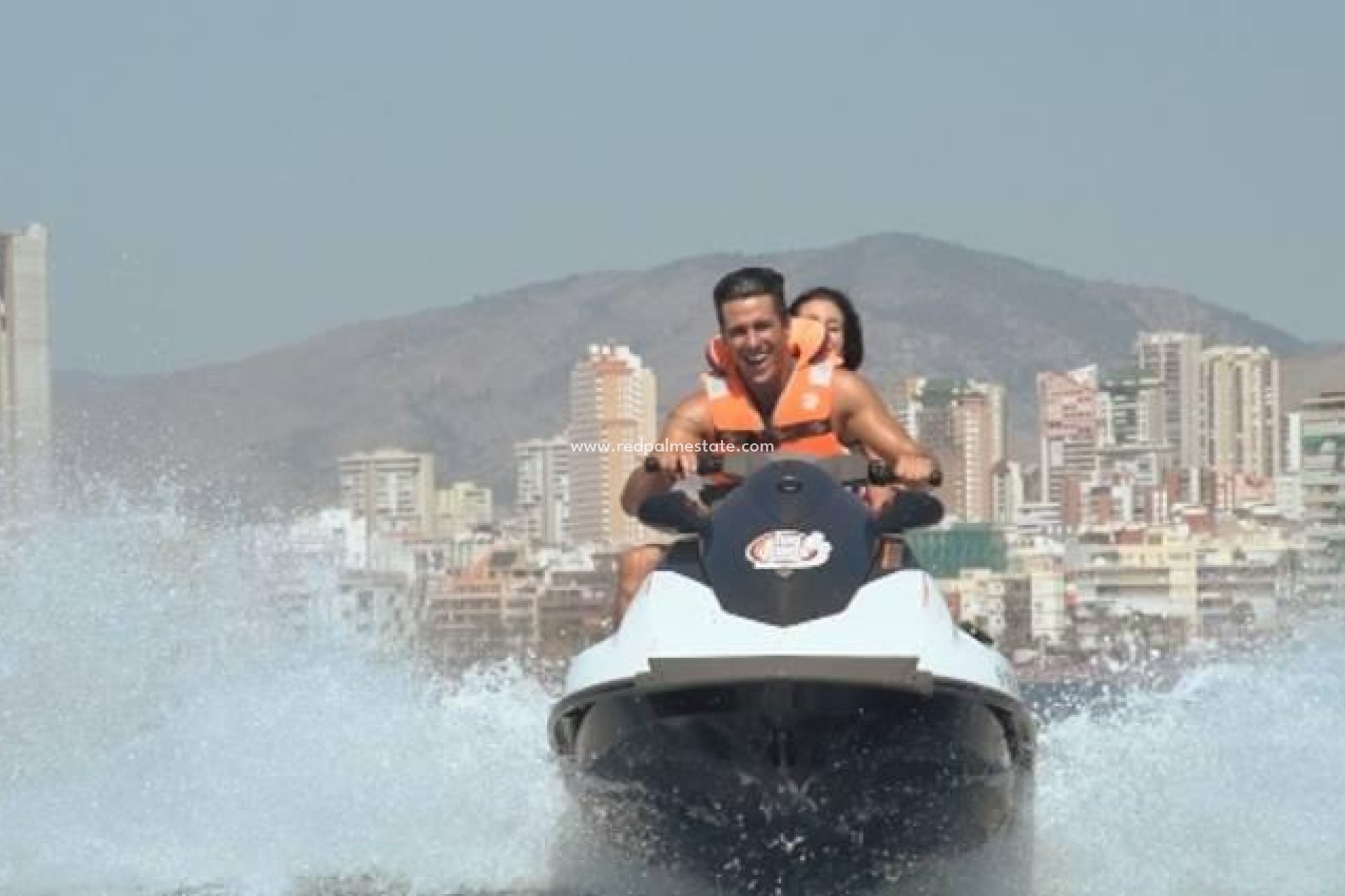 Obra nueva - Villa -
Benidorm - Urbanizaciones