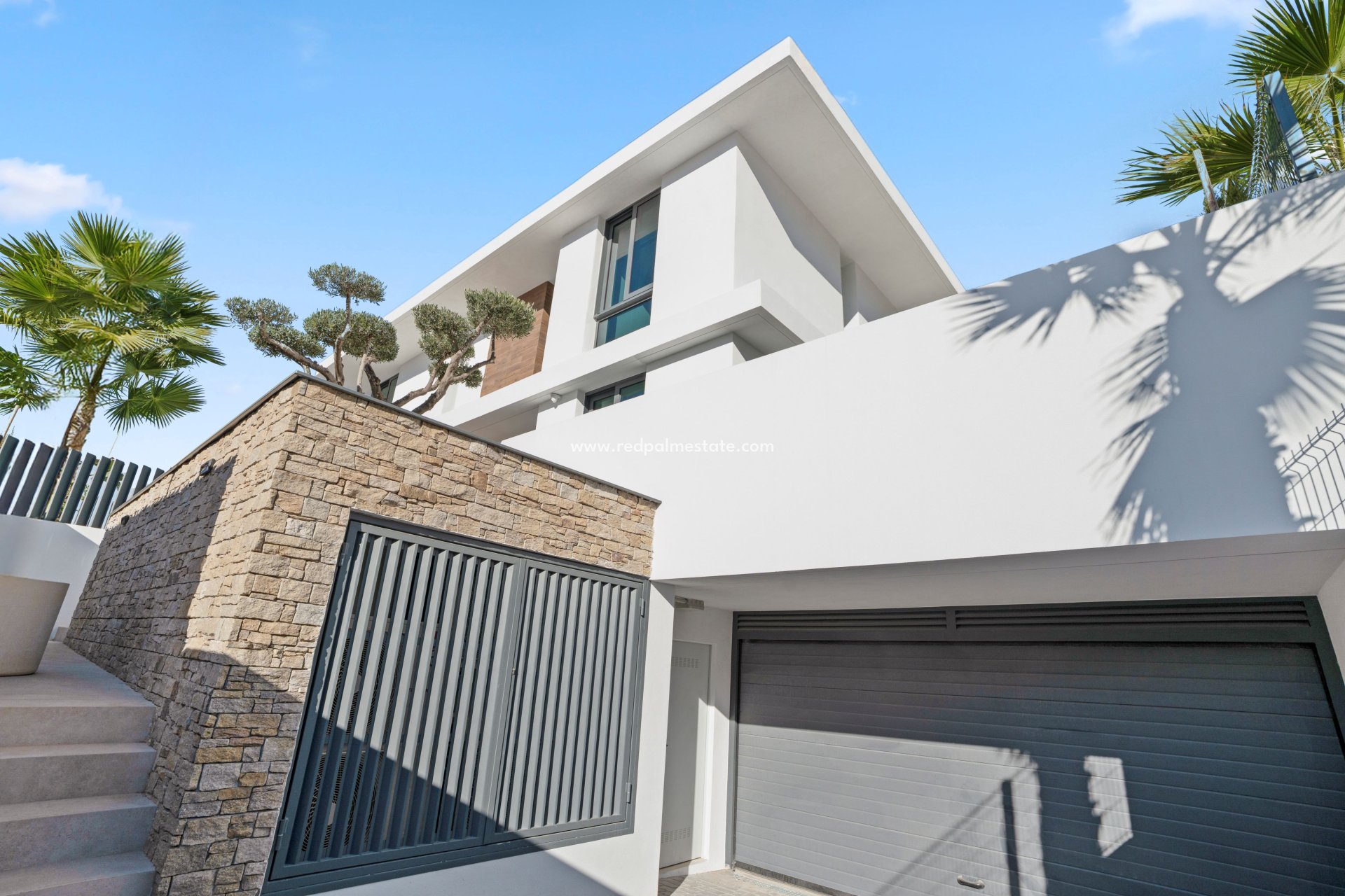 Obra nueva - Villa -
Benidorm