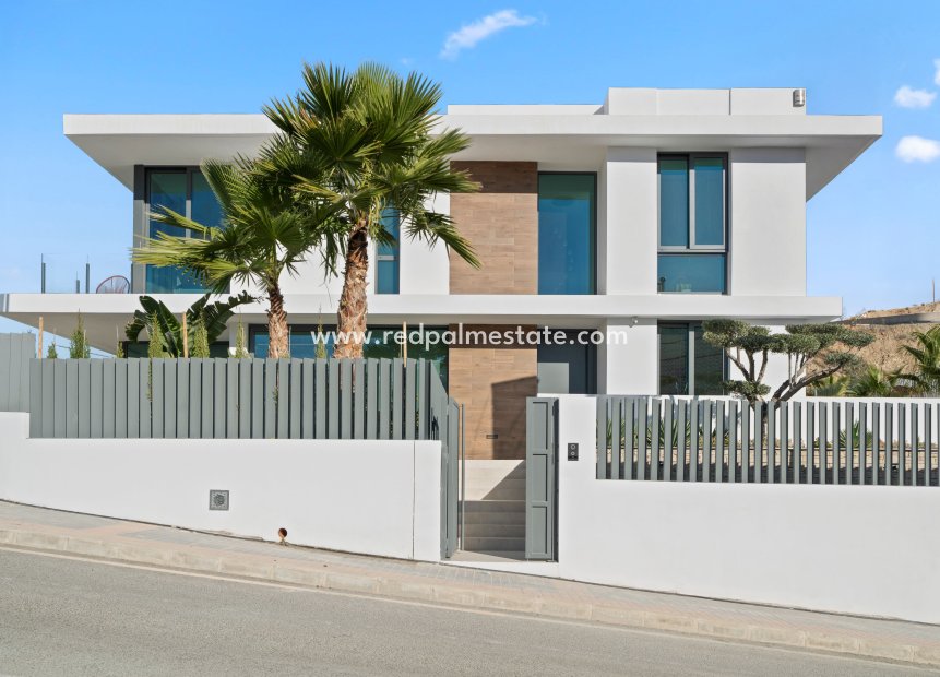 Obra nueva - Villa -
Benidorm