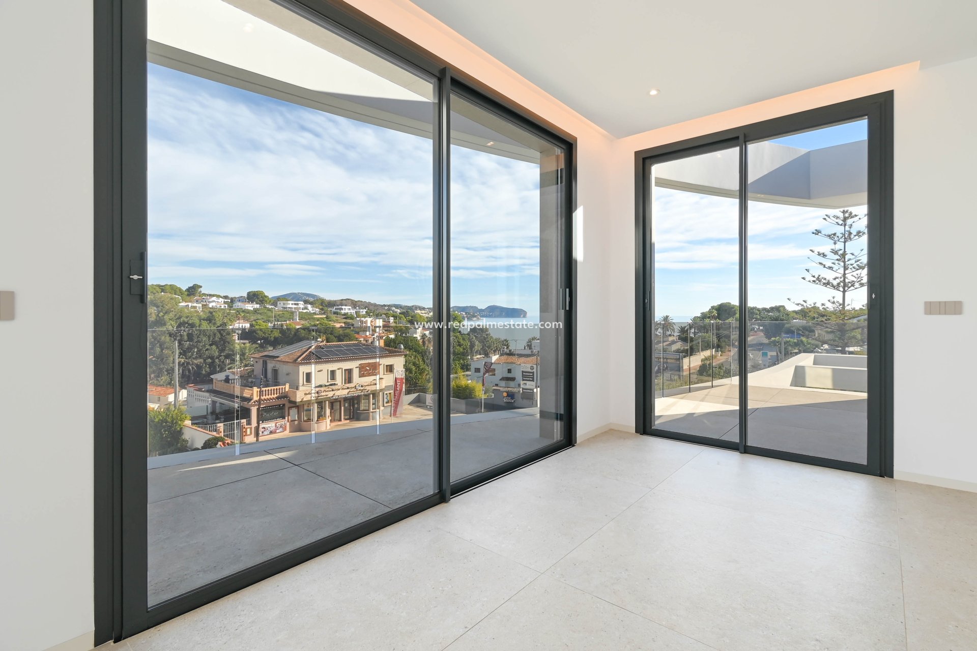 Obra nueva - Villa -
Benissa