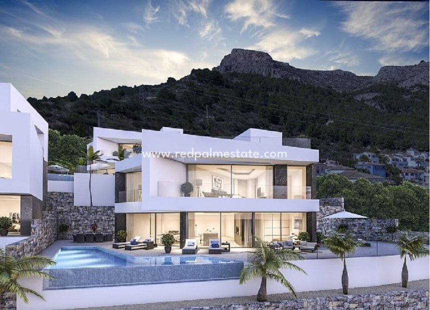 Obra nueva - Villa -
Calpe