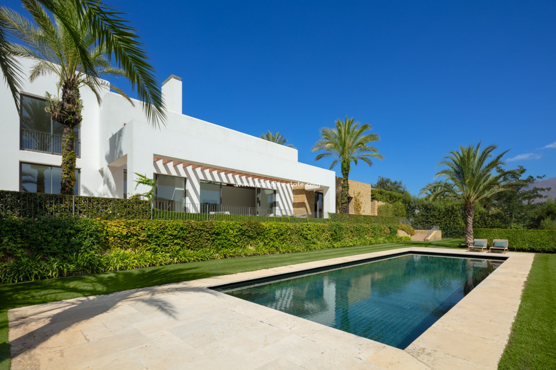 Obra nueva - Villa -
Casares