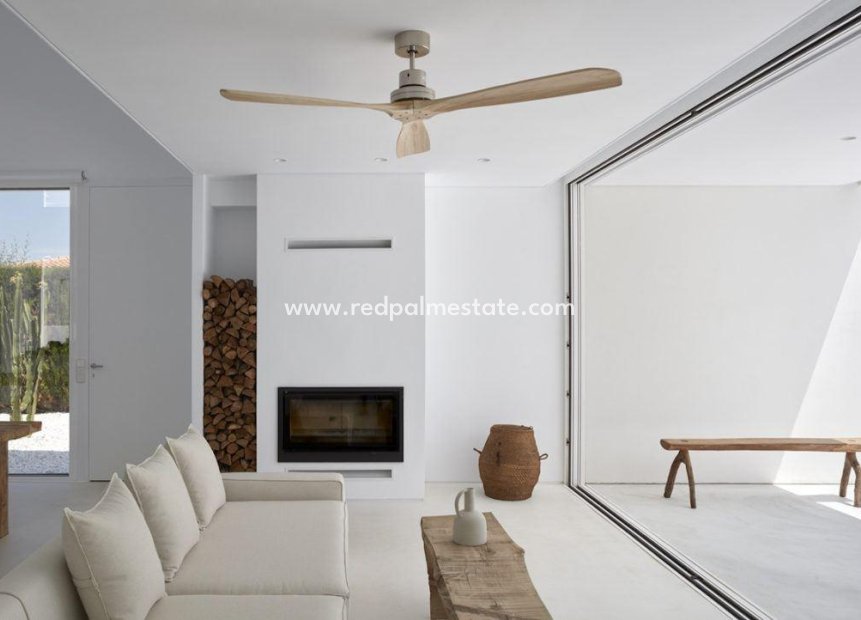 Obra nueva - Villa -
Estepona - Valle Romano