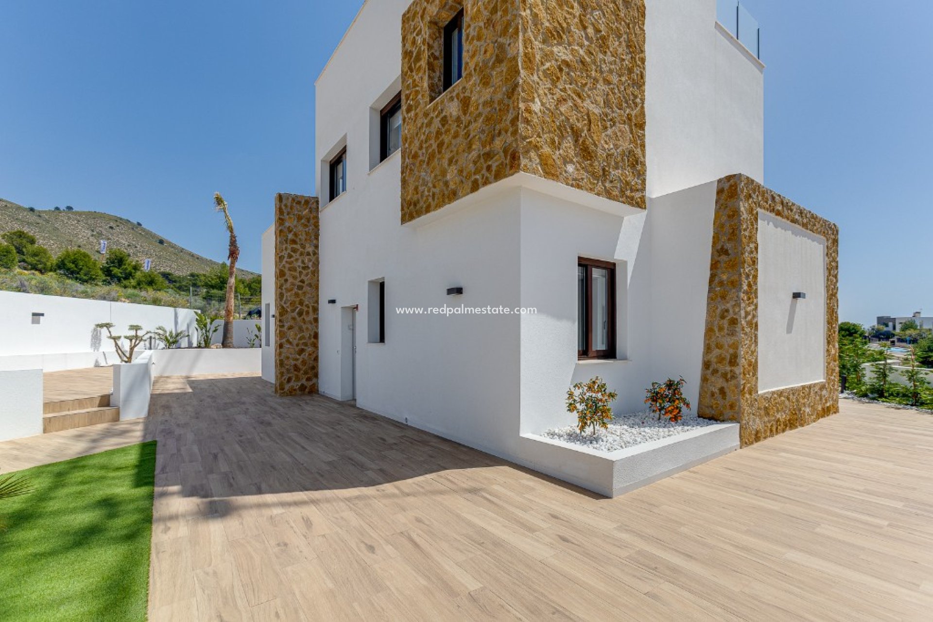 Obra nueva - Villa -
Finestrat