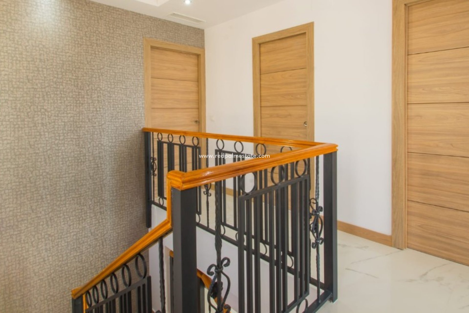 Obra nueva - Villa -
Finestrat